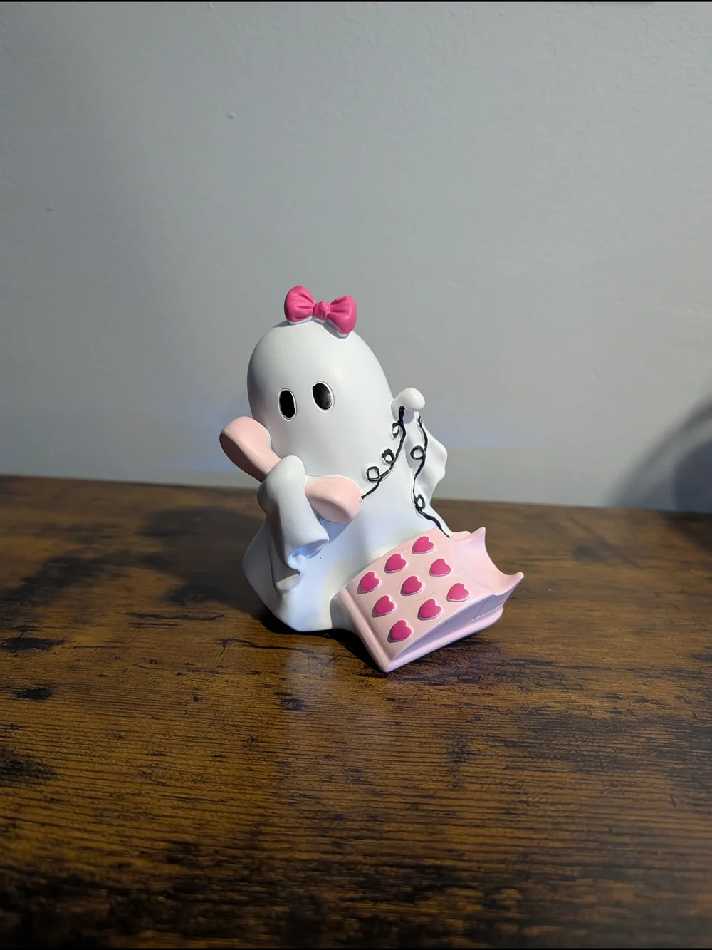 Cute Resin Ghost Figurine